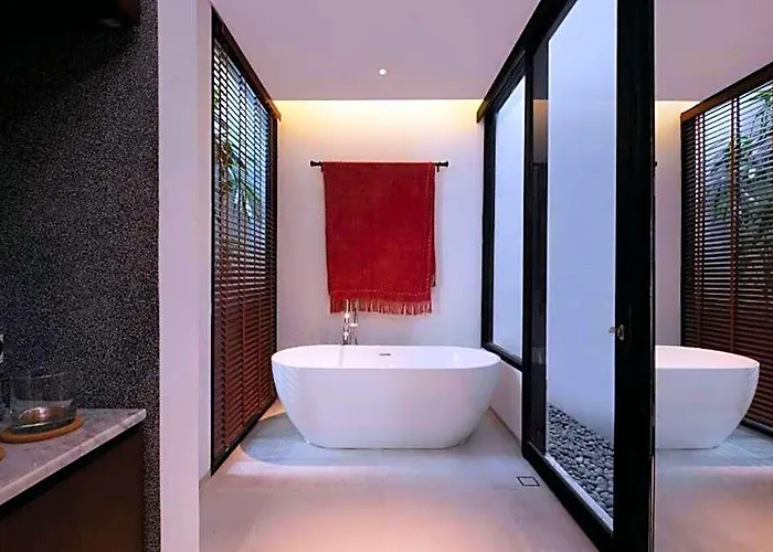 Villa Pleasant 3 Bedroom With Garden View Ir31 Canggu (Bali)